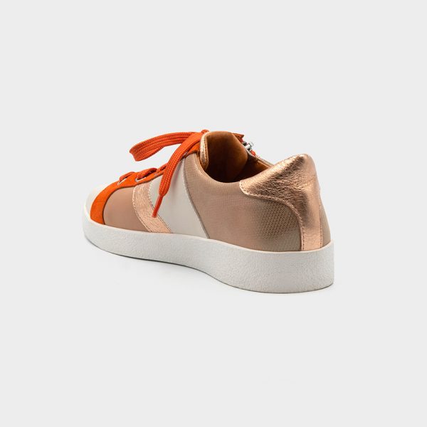 Vue arrière modèle Bora Orange
