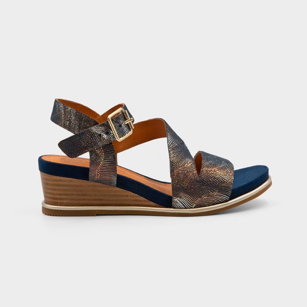 Vue de profil 1 modèle Naola Navy